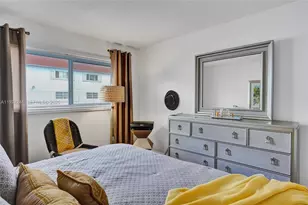 580 Egret Dr, Hallandale Beach, FL 33009 - Photo 17