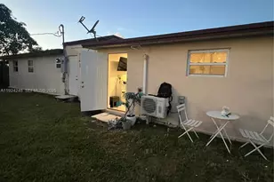 11970 SW 174th St, Miami, FL 33177 - Photo 3