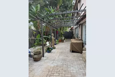 1838 NW 93rd Ter, Plantation, FL 33322 - Photo 9