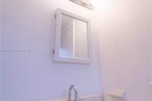 5300 W 21st Ct, Hialeah, FL 33016 - Photo 7