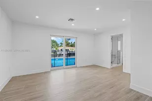 201 SE 12th St, Pompano Beach, FL 33060 - Photo 27