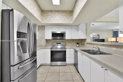17375 Collins Ave #2706, Sunny Isles Beach, FL 33160 - Photo 19
