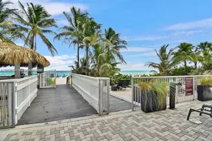 17375 Collins Ave, Sunny Isles Beach, FL 33160 - Photo 3
