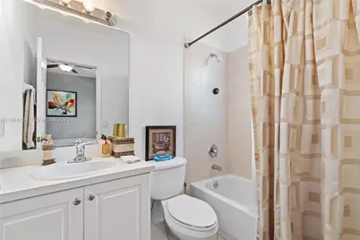 230 SE 29th Ave #12, Homestead, FL 33033 - Photo 17