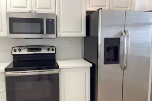 5460 NW 107th Ave, Doral, FL 33178 - Photo 5