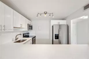 16740 NE 9th Ave, North Miami Beach, FL 33162 - Photo 7