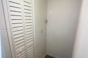 10805 SW 4th St, Sweetwater, FL 33174 - Photo 5