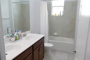 5215 Golden Eagle Ter, Davie, FL 33314 - Photo 9