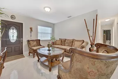 9980 SW 37th Ter, Miami, FL 33165 - Photo 15