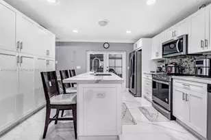 9980 SW 37th Terrace, Miami, FL 33165 - Photo 11