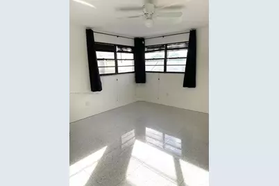 6424 Collins Ave #204, Miami Beach, FL 33141 - Photo 11
