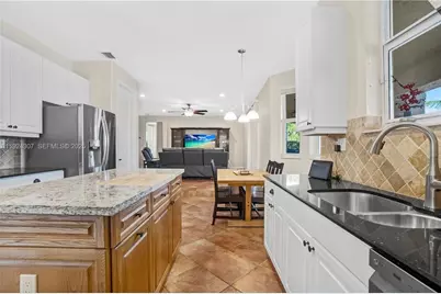 20615 SW 89th Ave, Cutler Bay, FL 33189 - Photo 11