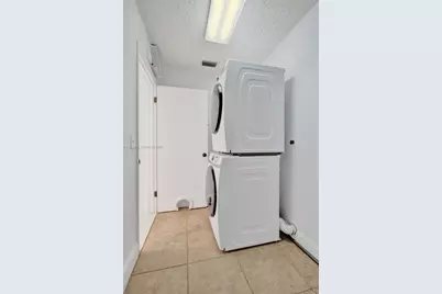 9 S Lakeshore Dr, Hypoluxo, FL 33462 - Photo 23