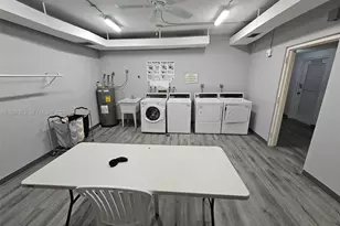 4200 Hillcrest Dr, Hollywood, FL 33021 - Photo 31