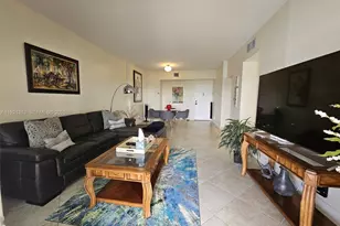 4200 Hillcrest Dr, Hollywood, FL 33021 - Photo 5