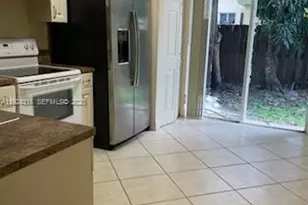 55 SW 16th Ave, Homestead, FL 33030 - Photo 5