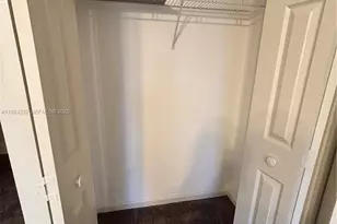 6533 Catalina Ln, Tamarac, FL 33321 - Photo 15