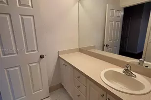 6533 Catalina Ln, Tamarac, FL 33321 - Photo 17