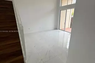 5543 NW 112th Pl, Doral, FL 33178 - Photo 9