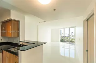 325 S Biscayne Blvd, Miami, FL 33131 - Photo 7