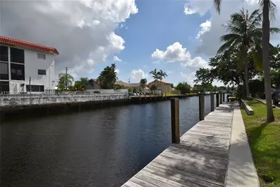 1401 NE 53rd St #211, Fort Lauderdale, FL 33334 - Photo 13