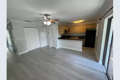 1401 NE 53rd St #211, Fort Lauderdale, FL 33334 - Photo 5