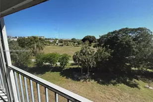 4800 Hillcrest Ln, Hollywood, FL 33021 - Photo 13