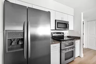 90 Alton Rd, Miami Beach, FL 33139 - Photo 15