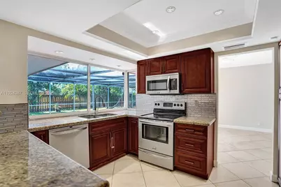 470 NW 46th Ave, Plantation, FL 33317 - Photo 25