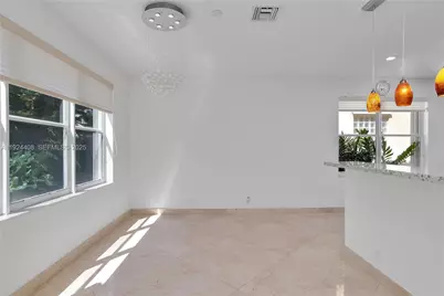 1262 Grant Ct, Hollywood, FL 33019 - Photo 11