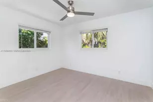 1421 NE 30th Ct, Oakland Park, FL 33334 - Photo 7