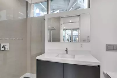 851 NE 1st Ave #Cabana 15, Miami, FL 33132 - Photo 5