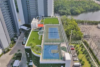 16385 Biscayne Blvd #2302, North Miami Beach, FL 33160 - Photo 21