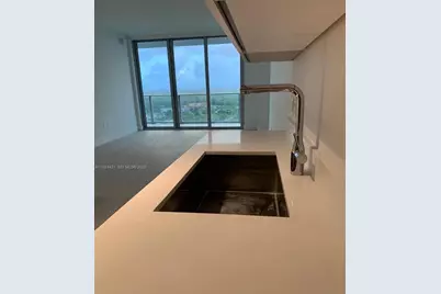 16385 Biscayne Blvd #2302, North Miami Beach, FL 33160 - Photo 13