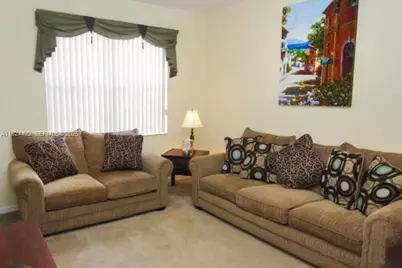 640 Tupelo Cir. #640, Davenport, FL 33897 - Photo 9