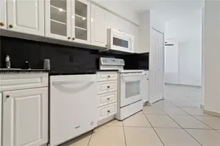 6770 Indian Creek Dr, Miami Beach, FL 33141 - Photo 9