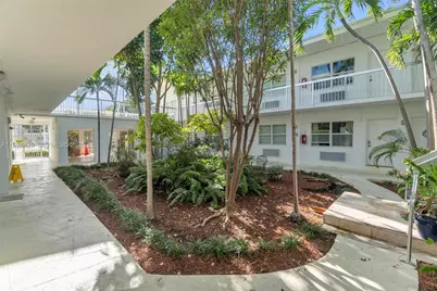 8080 Tatum Waterway Dr #25, Miami Beach, FL 33141 - Photo 25