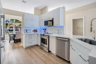 18361 NW 10th St, Pembroke Pines, FL 33029 - Photo 11