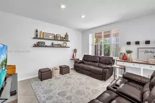 1058 Tupelo Way, Weston, FL 33327 - Photo 9