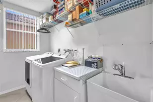 1058 Tupelo Way, Weston, FL 33327 - Photo 37