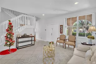 1058 Tupelo Way, Weston, FL 33327 - Photo 7