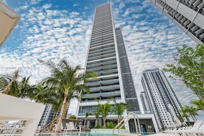 159 NE 6th St #5104, Miami, FL 33132 - Photo 1