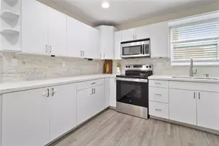 724 SW 4th Ct, Hallandale Beach, FL 33009 - Photo 25