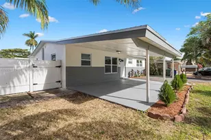 724 SW 4th Ct, Hallandale Beach, FL 33009 - Photo 13