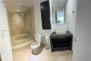 16570 NE 26th Ave, North Miami Beach, FL 33160 - Photo 45