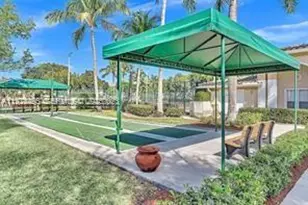 9974 N Belfort Cir, Tamarac, FL 33321 - Photo 49