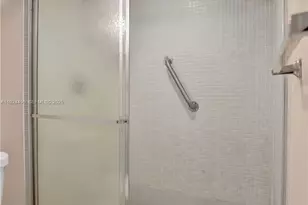 9974 N Belfort Cir, Tamarac, FL 33321 - Photo 35