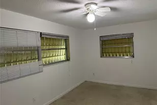 1418 E Kimdale St, Lehigh Acres, FL 33936 - Photo 3