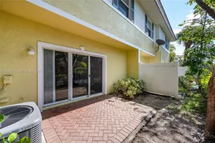3105 NW 25th Terrace, Oakland Park, FL 33309 - Photo 5