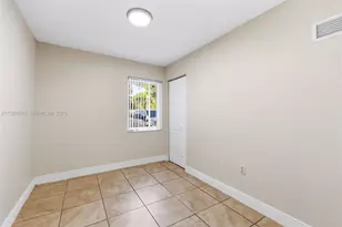 1977 NW 5th Pl, Miami, FL 33136 - Photo 11